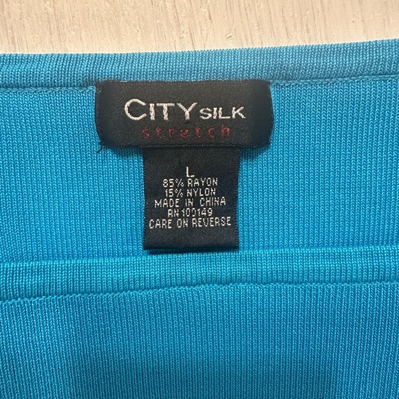 City Silk Stretch Women’s Top Size L Blue 3/4 Sleeve Square Neck Rayon Blend - Picture 8 of 8